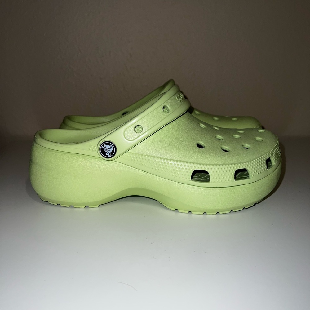 Celery Platform Clog W8